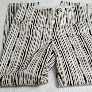 Up Stripe white black olive Ankle Stretch Pants